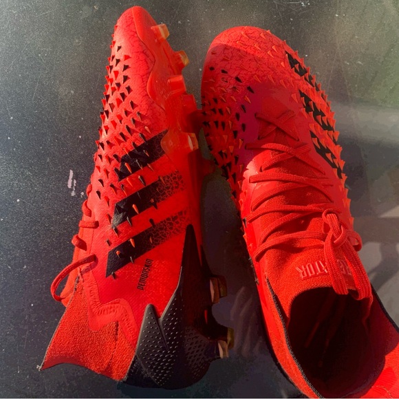 Adidas Predator Freak.1 FG Red Black Soccer Cleats Mens Size 7.5 - Picture 3 of 6